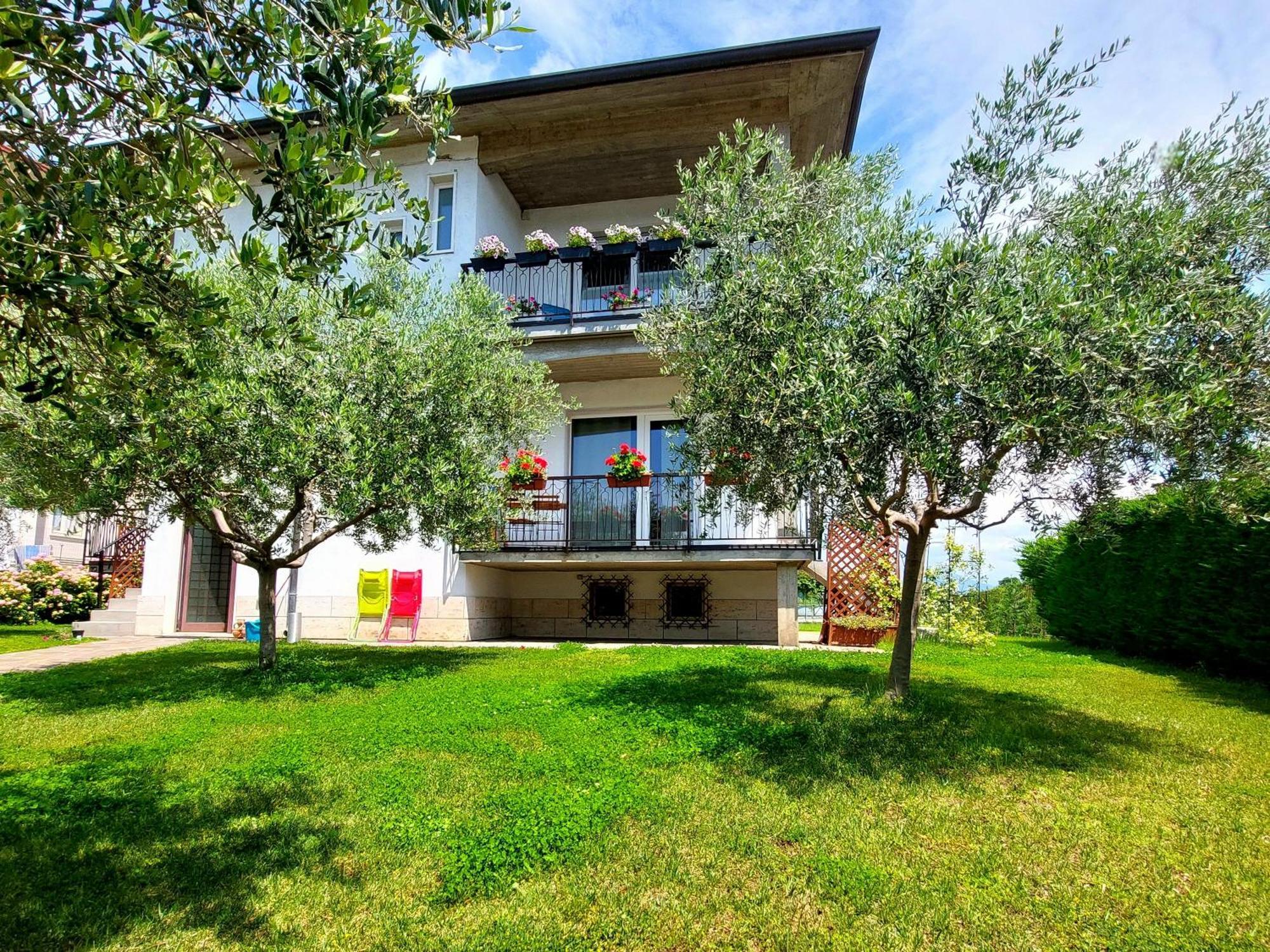 Villa Dolcitalia Tra Gardaland E Le Terme Di Cola Lazise Cola (Verona) Exterior foto